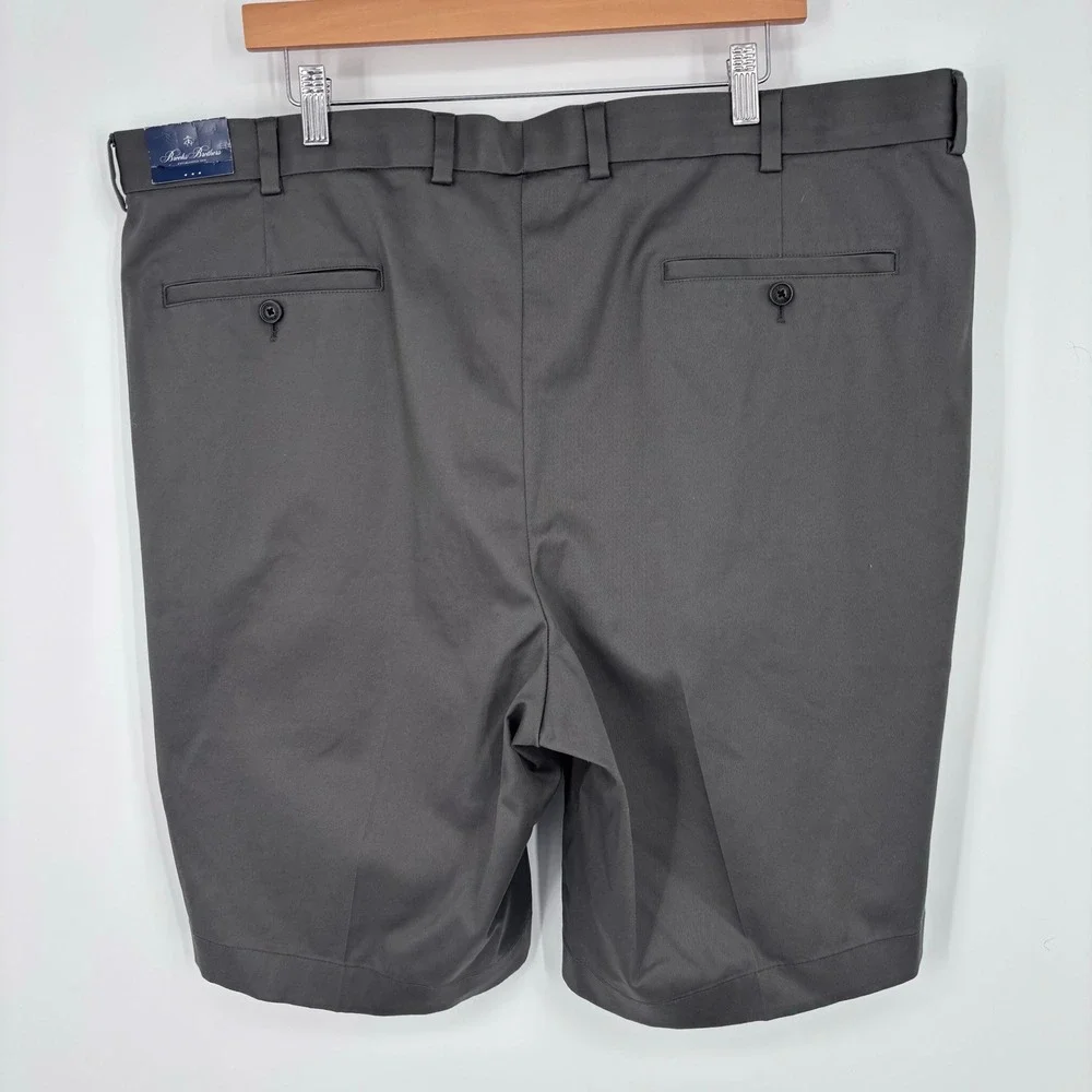 Brooks Brothers Pleated Chino Shorts Mens 44 Grey Cotton Stretch Preppy NEW